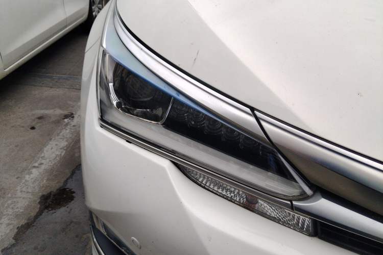 Used Toyota Corolla 2016 Dual-Engine 1.8L E-CVT Elite Edition