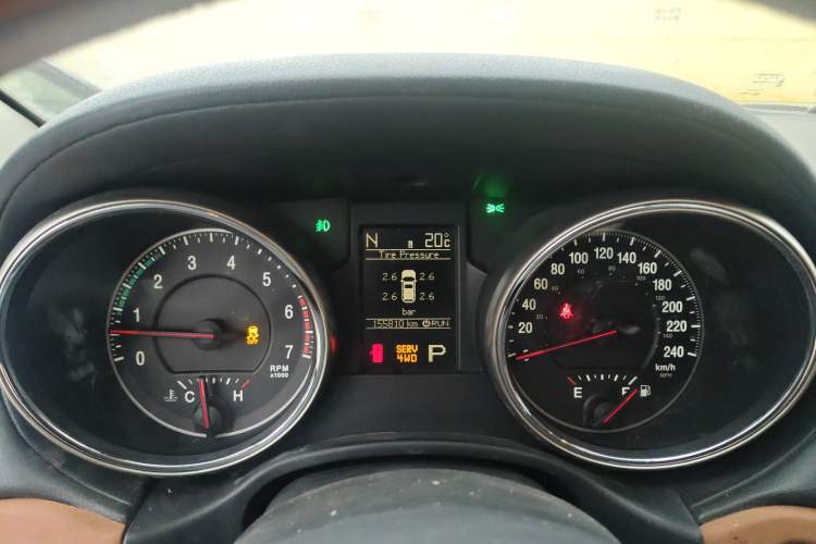 Used Jeep Grand Cherokee 2011 5.7L Flagship Navigation Edition
