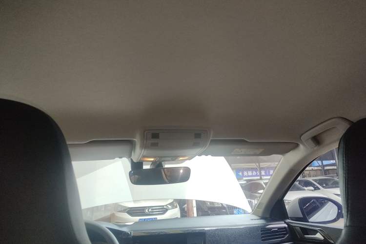 Used Volkswagen Lavida 2023 New Sharp 1.5L Automatic Excellent New Edition
