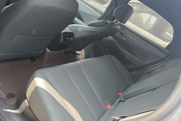 Used BYD Qin PLUS 2025 DM-i Smart Drive 55KM Leading Model Left Rear Seat