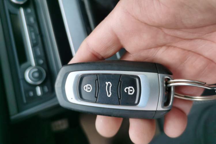 Used Geely Auto Vision S1 2019 Upgraded Model 1.5L Manual Elite Version Vehicle Key