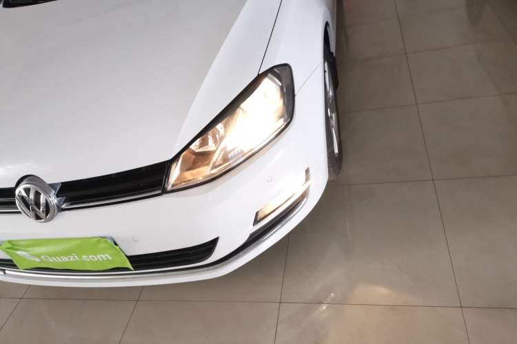 Used Volkswagen Golf 2017 230TSI Automatic Comfort Edition – Celebrating Milestone of One Million Units
