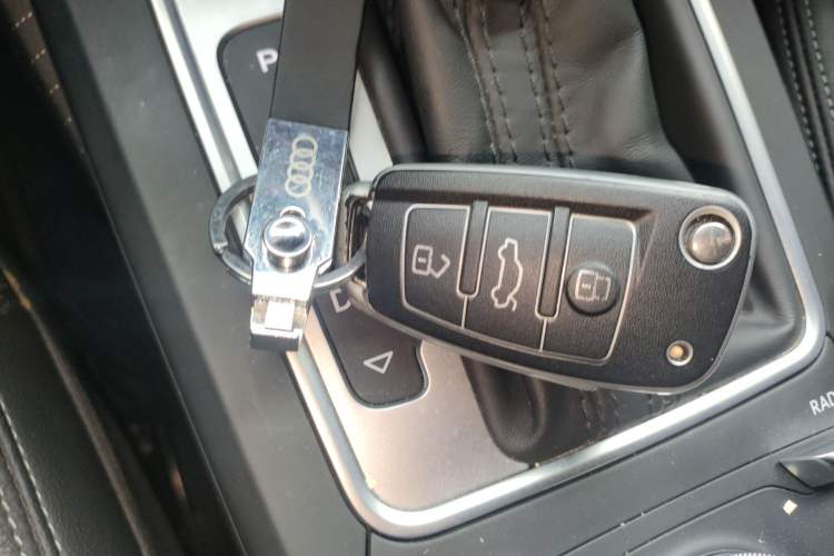 Used Audi Q2L 2021 35 TFSI Fashionable and Elegant Model Interior 1