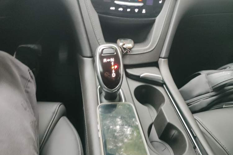 Used Cadillac XT5 2016 25T Luxury Model
