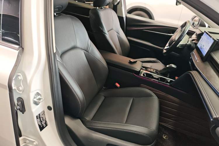 Used Toyota Camry 2024 Dual-Motor 2.0 HG Premium Edition