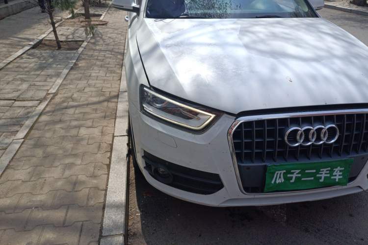 Used Audi Q3 2015 35 TFSI Comfort Model Right Front Headlight