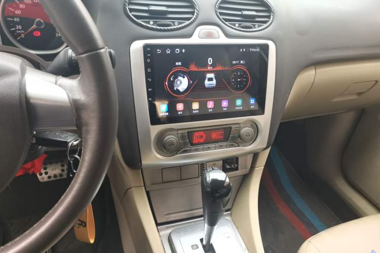 Used Ford Focus 2013 Hatchback Classic 1.8L Automatic Fashion Edition