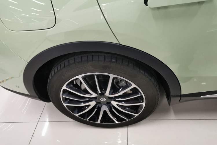 Used Leapmotor C11 2021 Revised Version Luxury Edition Right Rear Wheel Hub