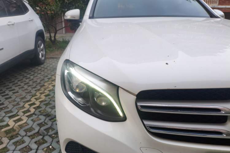 Used Mercedes-Benz GLC 2016 GLC 300 4MATIC Dynamic Model