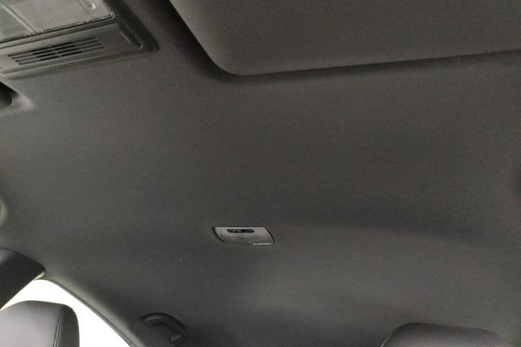 Used Honda XR-V 2017 1.5L LXi CVT Classic Edition
