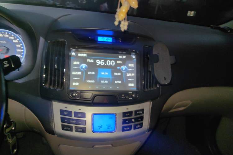 Used Hyundai Celesta 2011 1.6L Automatic Luxury Version
