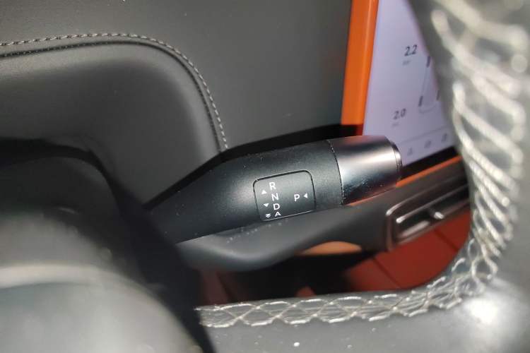 Used Li Auto L8 2024 Pro Model
