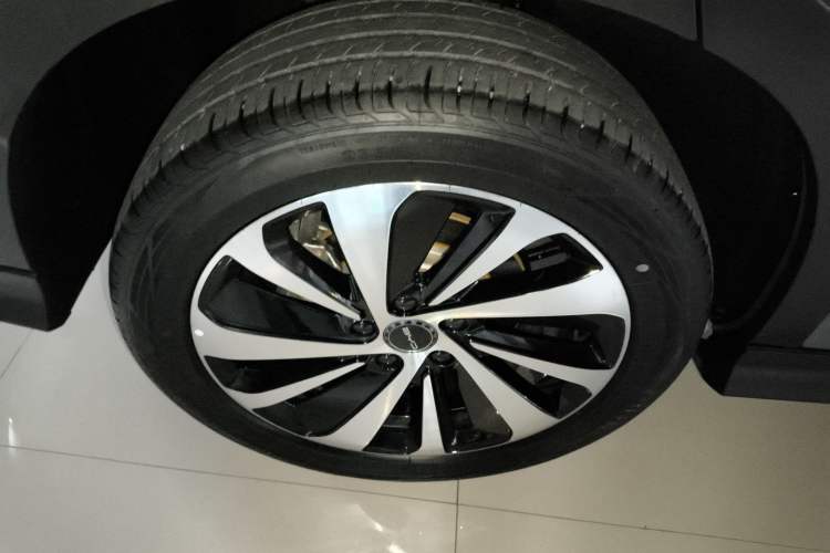 Used BYD Song PLUS New Energy 2024 Honor Edition EV 520km Premium Model