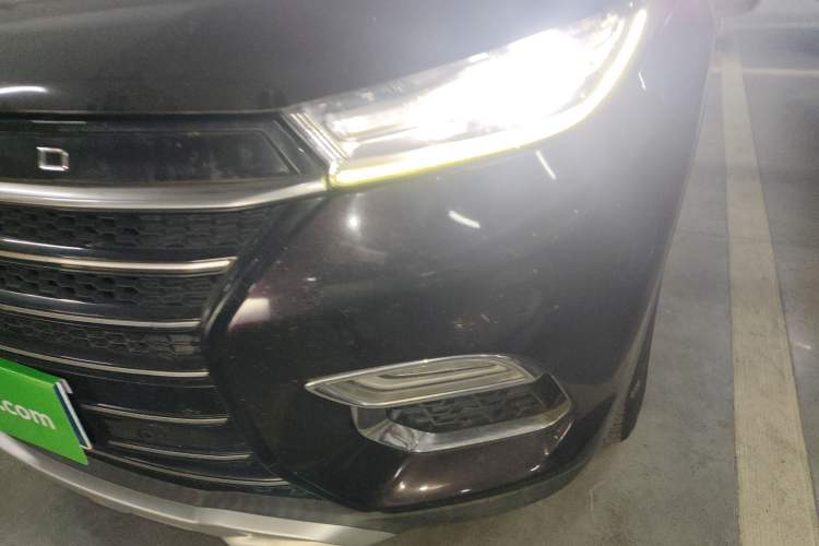 Used EXEED Lingyun 2019 1.6T Two-Wheel Drive Diamond Edition