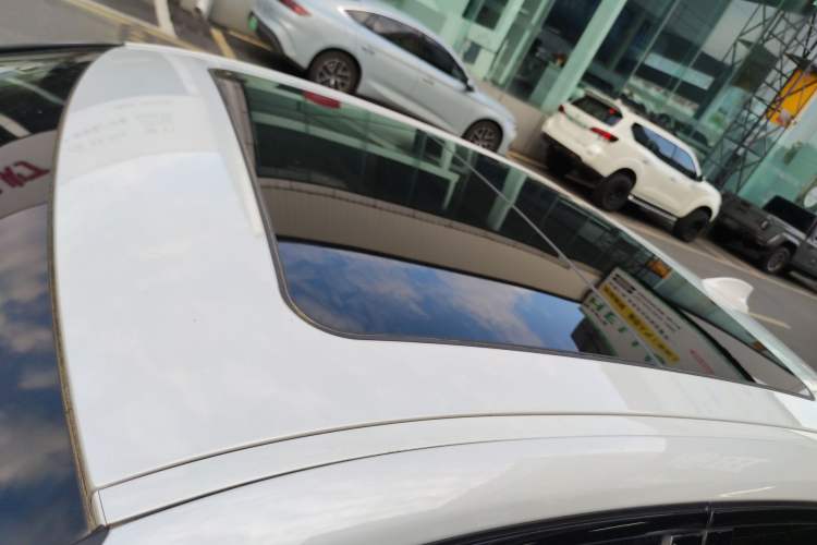 Used BMW 3 Series 2021 Second Facelift 325Li M Sport Night Edition Package Roof