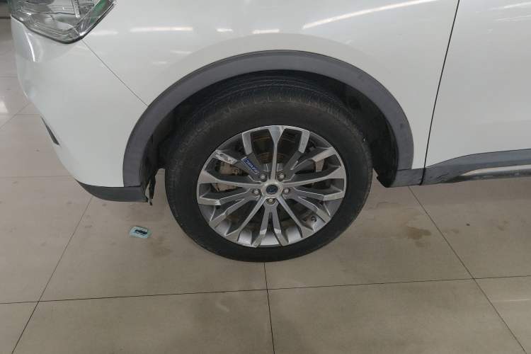 Used Haval H6 2017 Blue Label 1.3T Automatic Two-Wheel Drive ZhiShang Model
