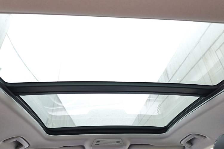 Used Volkswagen Passat 2025 Pro 380TSI Dragon Supreme Edition