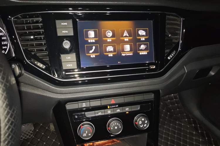 Used Volkswagen T-ROC 2019 280TSI DSG Two-Wheel Drive Comfort Version China VI Standard
