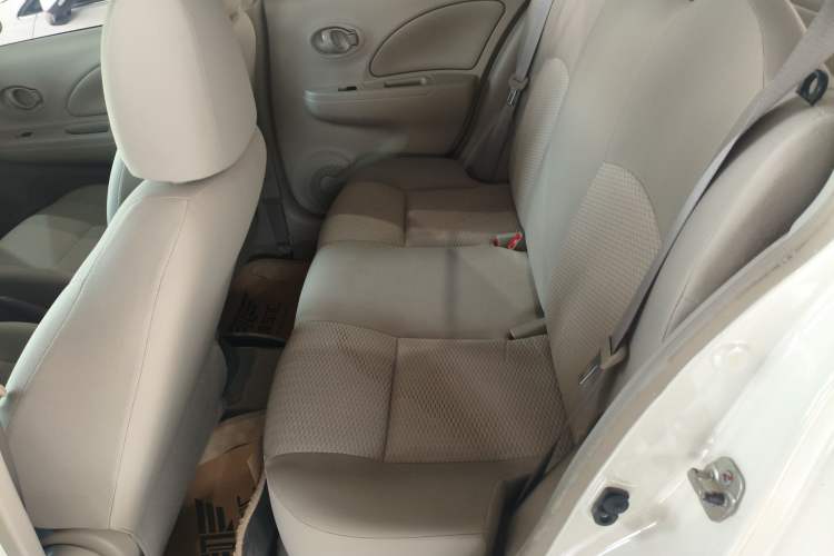 Used Nissan March 2010 1.5L Automatic Easy-Style Version