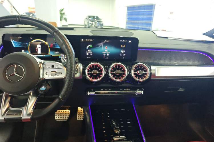 Used Mercedes-Benz GLB AMG 2022 AMG GLB 35 4MATIC