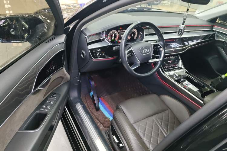 Used Audi A8 2022 A8L 50 TFSI quattro Comfort Edition Collector's Model
