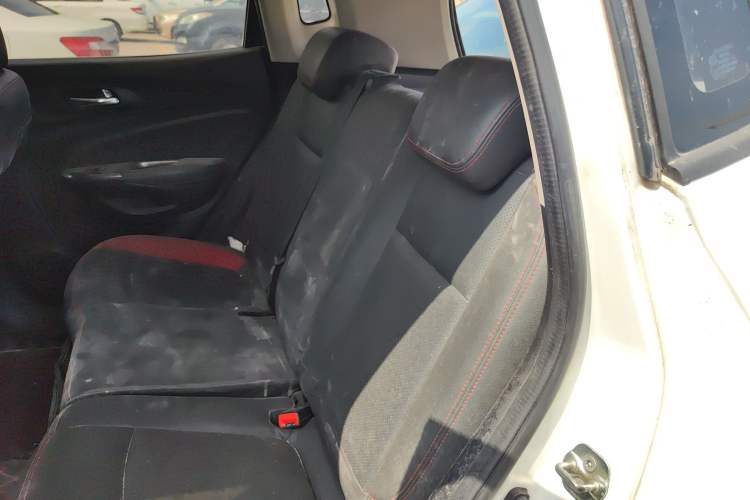 Used CHANGAN CS15 2016 1.5L Manual Fashion Edition Left Rear Seat
