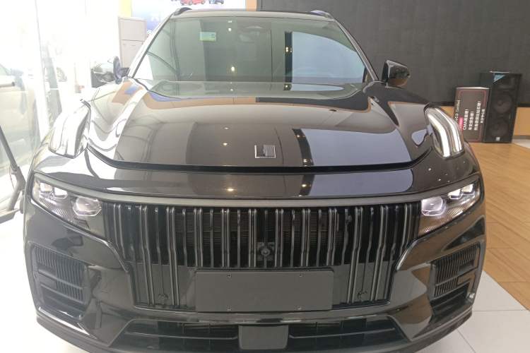 Used Lynk & Co 09 2021 2.0T Halo Six-Seater Front