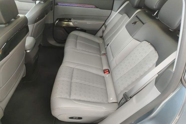 Used Zeekr 7X 2025 75 kWh Rear-Wheel Drive Intelligent Driving Version Left Rear Seat