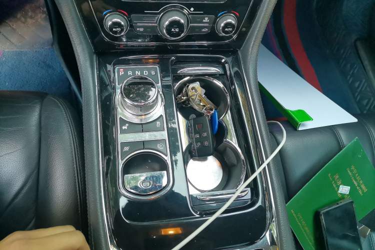 Used Jaguar XJ 2014 XJL 2.0T Two-Wheel-Drive Elegant Business Edition