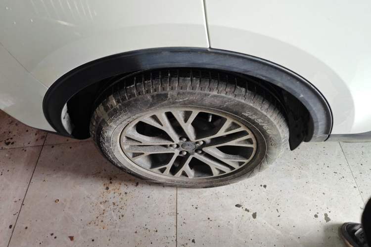 Used Ford Escape 2020 EcoBoost 245 Two-Wheel-Drive Titanium Edition
