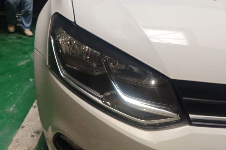 Used Volkswagen Polo 2014 1.6L Manual Comfort Edition