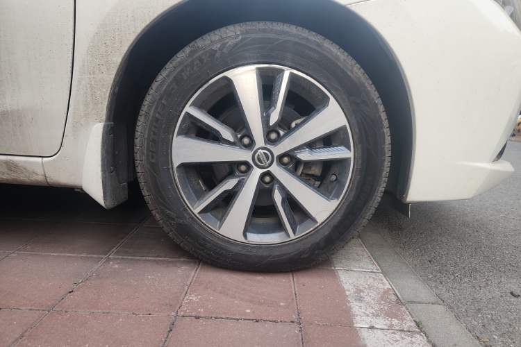 Used Nissan Lannia 2019 1.6L CVT Cool Edition China V Standard Right Front Wheel Hub