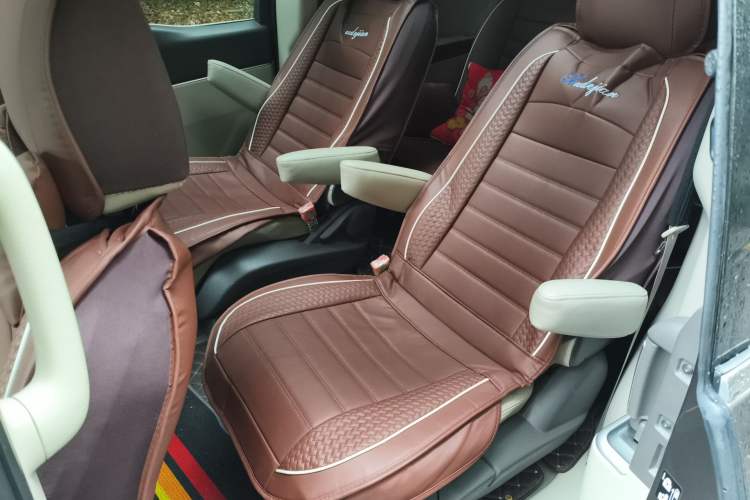 Used Buick GL8 2011 3.0L XT Luxury Business Flagship Edition Left Rear Seat