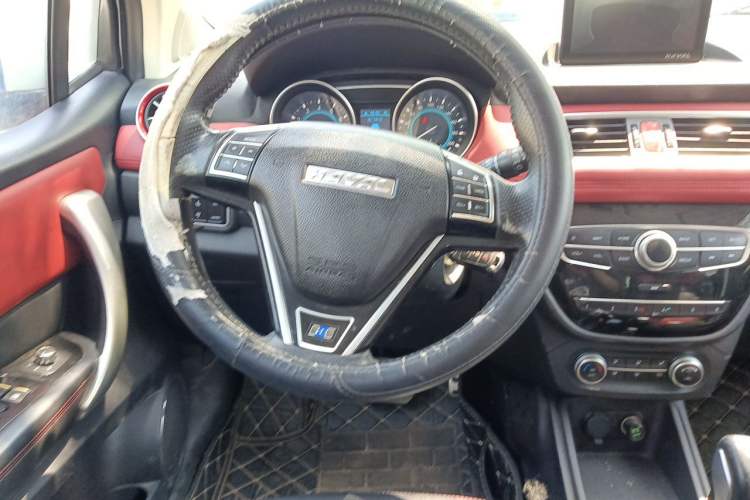 Used Haval H1 2015 1.5L AMT Luxury Model