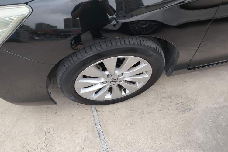 Used Honda Accord 2014 2.4L EX Luxury Edition Left Front Wheel Hub