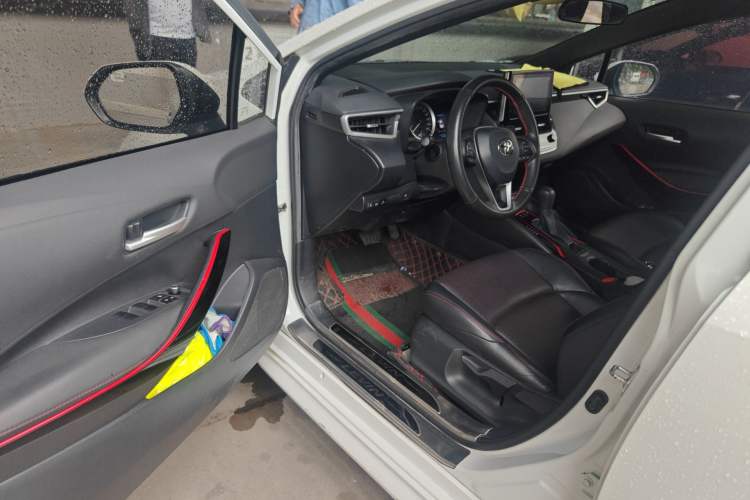 Used Toyota Levin 2021 Dual-Motor 1.8H E-CVT Sport Edition Driver Seat