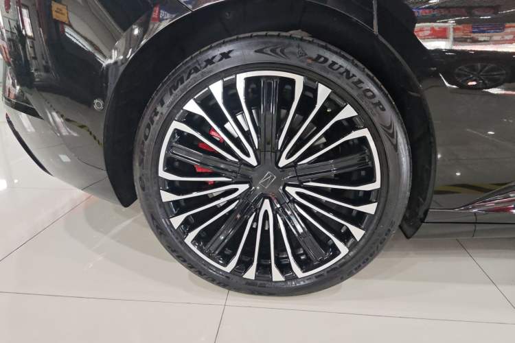 Used Avatr 12 2026 Ultra Pure-Electric All-Wheel-Drive Version Right Rear Wheel Hub