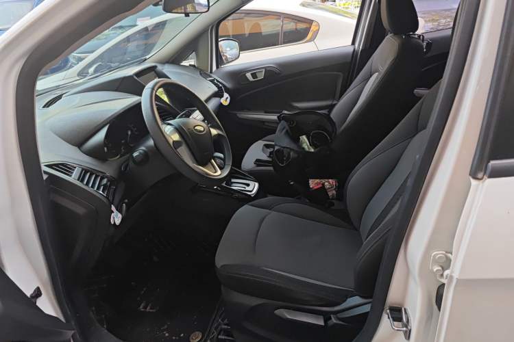 Used Ford EcoSport 2017 1.5L Automatic Trend Model
