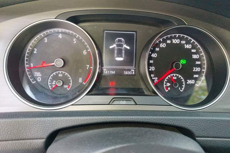 Used Volkswagen Golf 2015 1.6L Automatic Comfort Model
