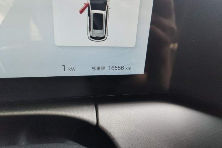 Used BYD Song L DM-i 2024 160km Beyond Edition Odometer Close Up