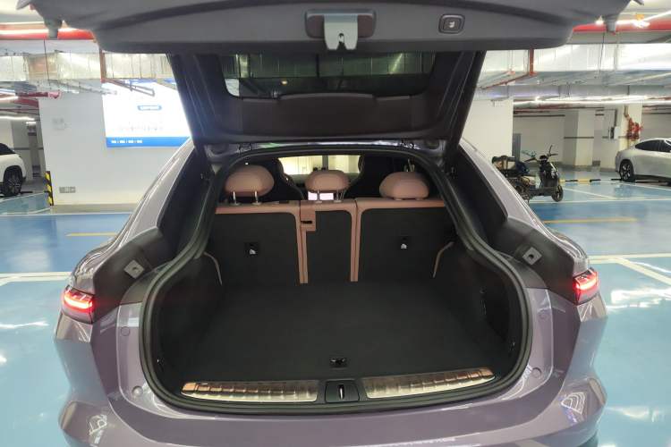 Used Nio ES6 2023 75 kWh
