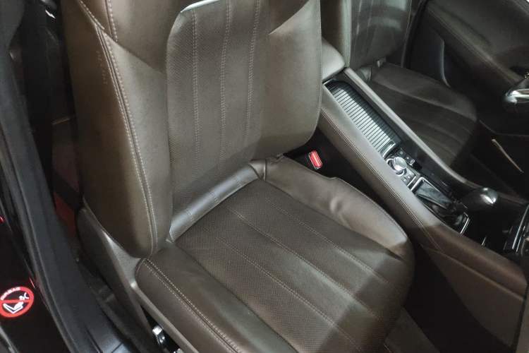 Used Mazda Atenza 2020 2.5L Sky Blue Prestige Edition Right Front Seat