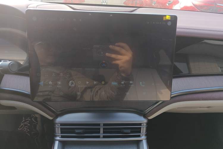 Used BYD Seal 2023 DM-i 1.5L 121km Prestige Model
