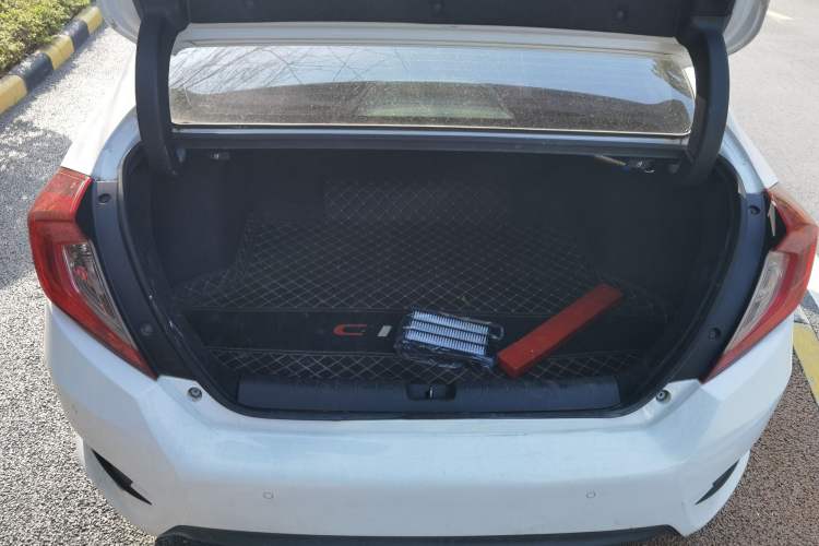 Used Honda Civic 2016 220TURBO CVT Luxury Edition
