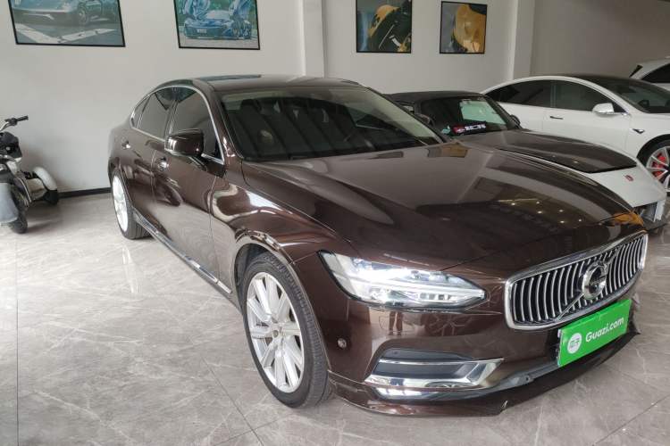 Used Volvo S90 2017 T5 Smart Luxury Edition