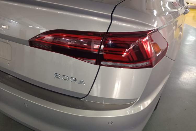 Used Volkswagen Bora 2021 1.5L Automatic Elite Smart Connect Edition
