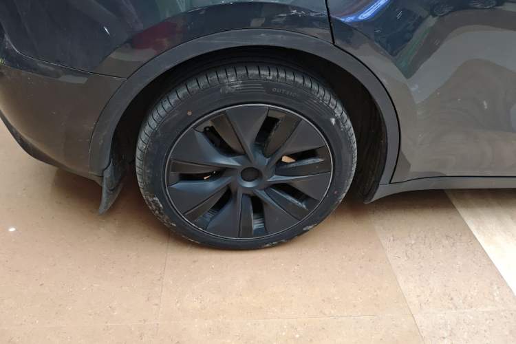 Used Tesla Model Y 2024 Rear-Wheel-Drive Version