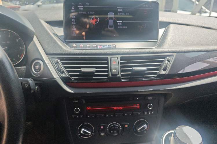 Used BMW X1 2015 sDrive18i Fashion Upgrade Edition
