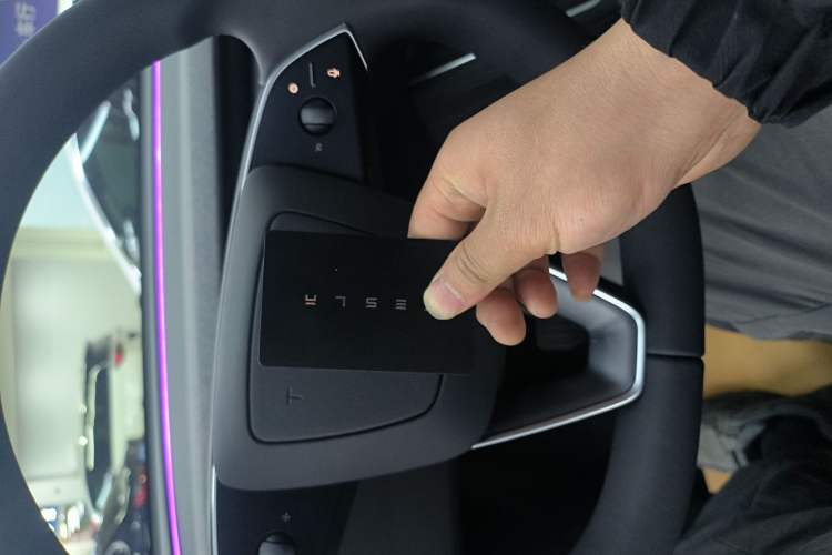 Used Tesla Model Y 2026 Model Long-Range Rear-Wheel-Drive Version