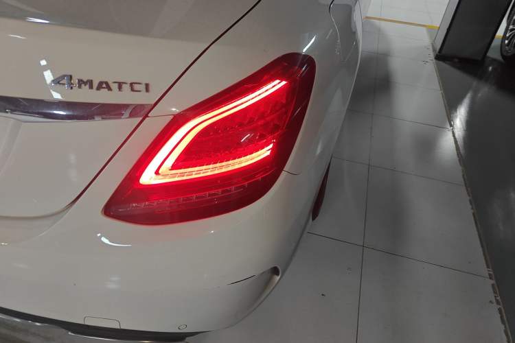 Used Mercedes-Benz C-Class 2020 C 260 L Sport Edition Right Rear Taillight